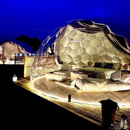 Deerstone Glamping-Pinhaw Beacon Dome Hot Tub Hotel Earby Exterior foto