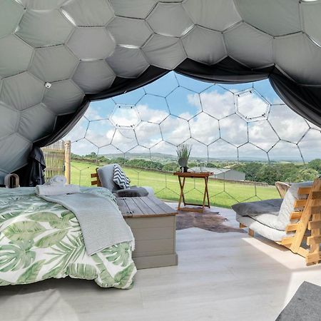 Deerstone Glamping-Pinhaw Beacon Dome Hot Tub Hotel Earby Exterior foto